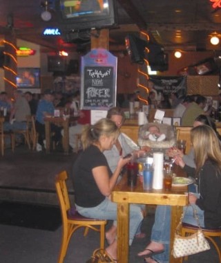 wolfies restaurants sports bars photo15