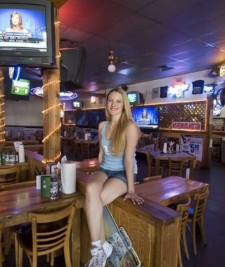 wolfies restaurants sports bars photo22